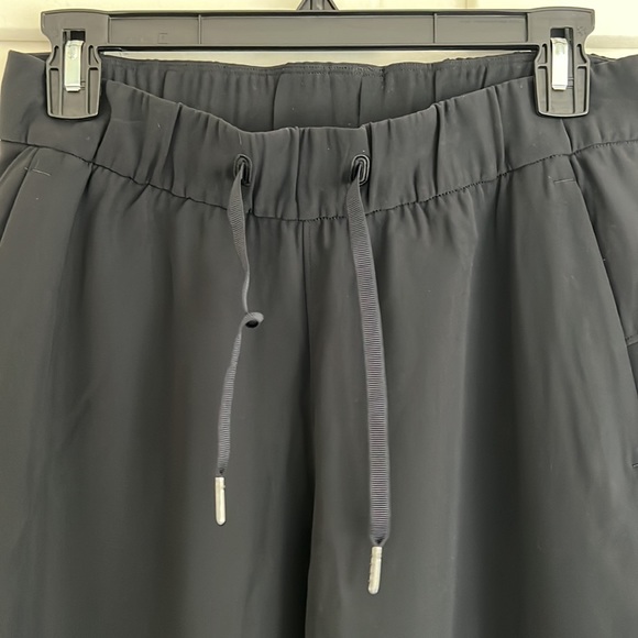 Lululemon black cropped pants - never worn - Picture 2 of 5